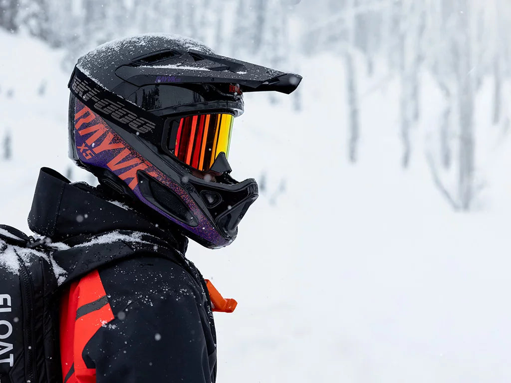 Vêtements de motoneige : Traversez l’hiver avec style et confort