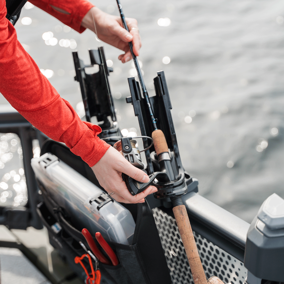 Rail Rod Holder With LinQ Lite for Switch Pontoon