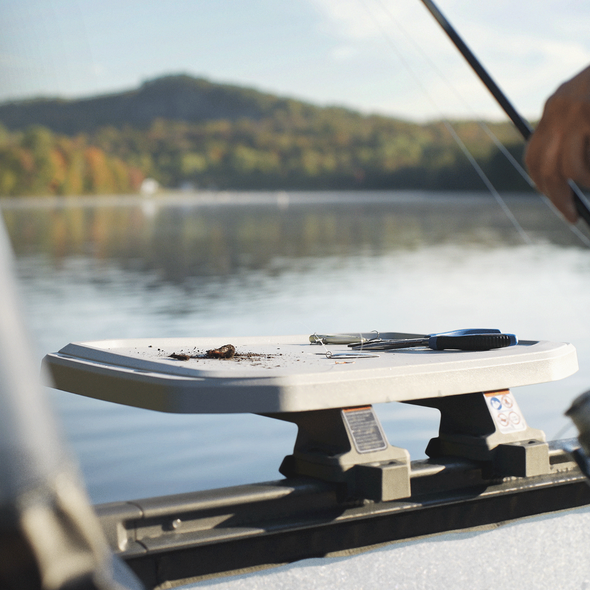 Rail Service Table for Switch Pontoon