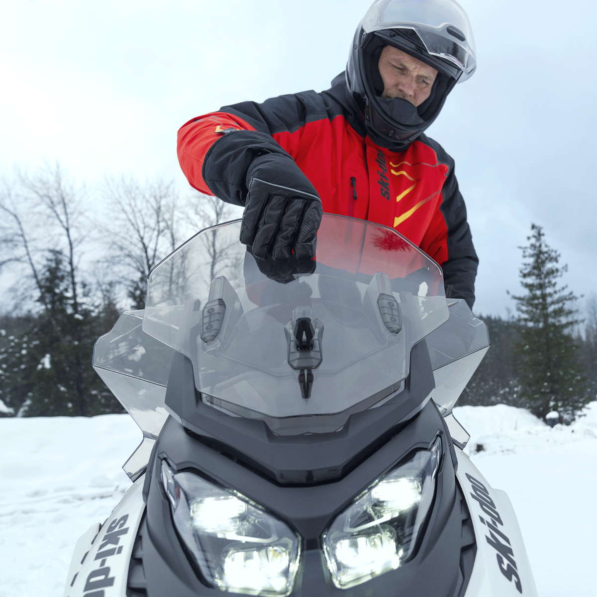 Ski-Doo Adjustable Windshield Medium to High with support