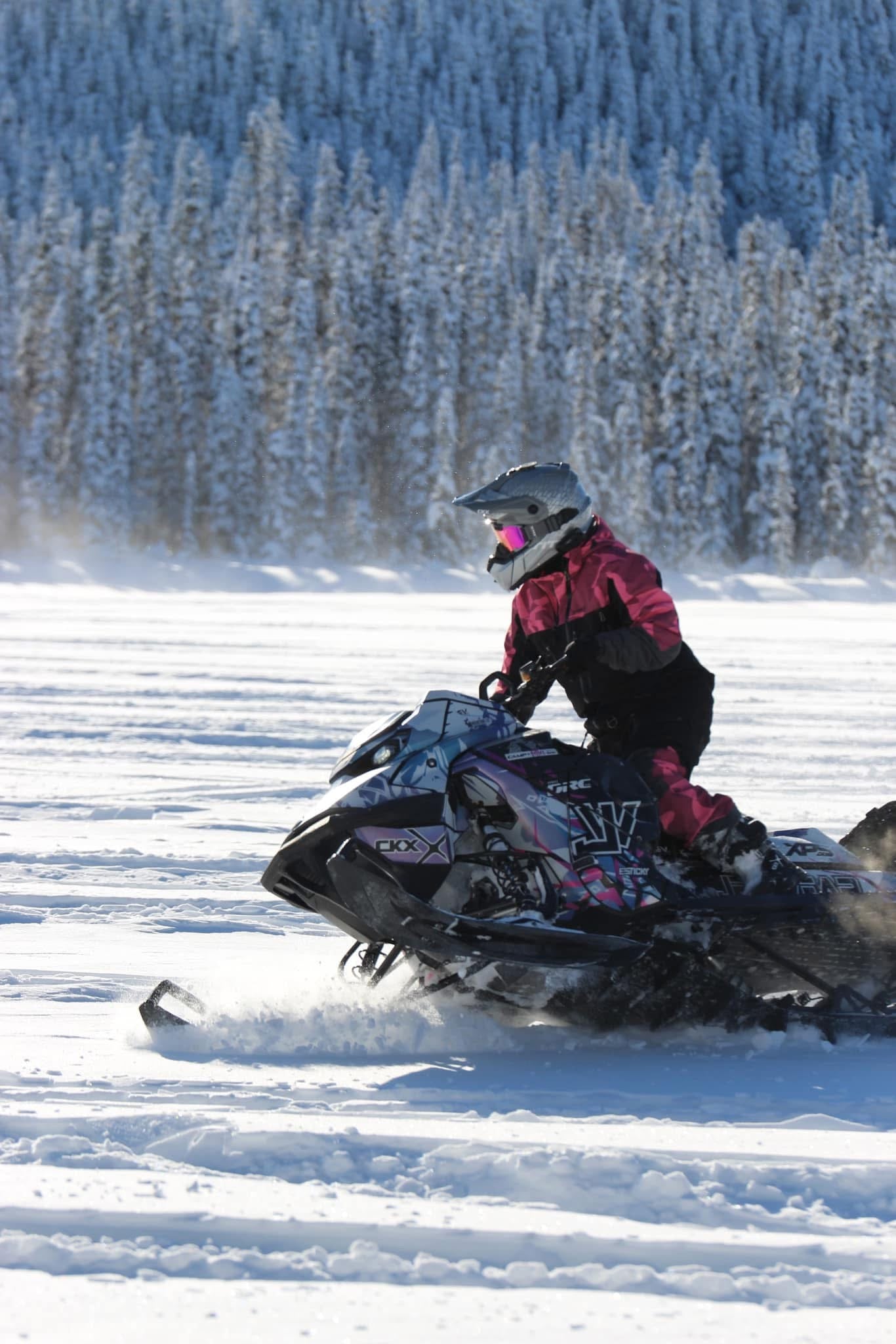 Formation ->Les notions de base en motoneige Hors-Piste par Vanessa Belley