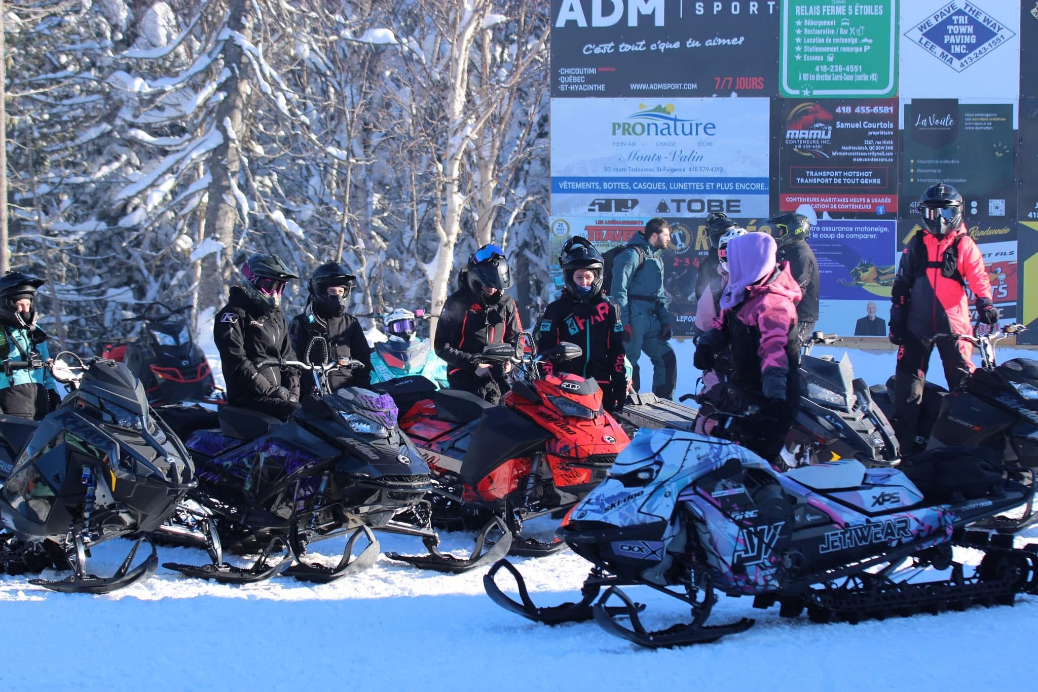 Formation ->Les notions de base en motoneige Hors-Piste par Vanessa Belley