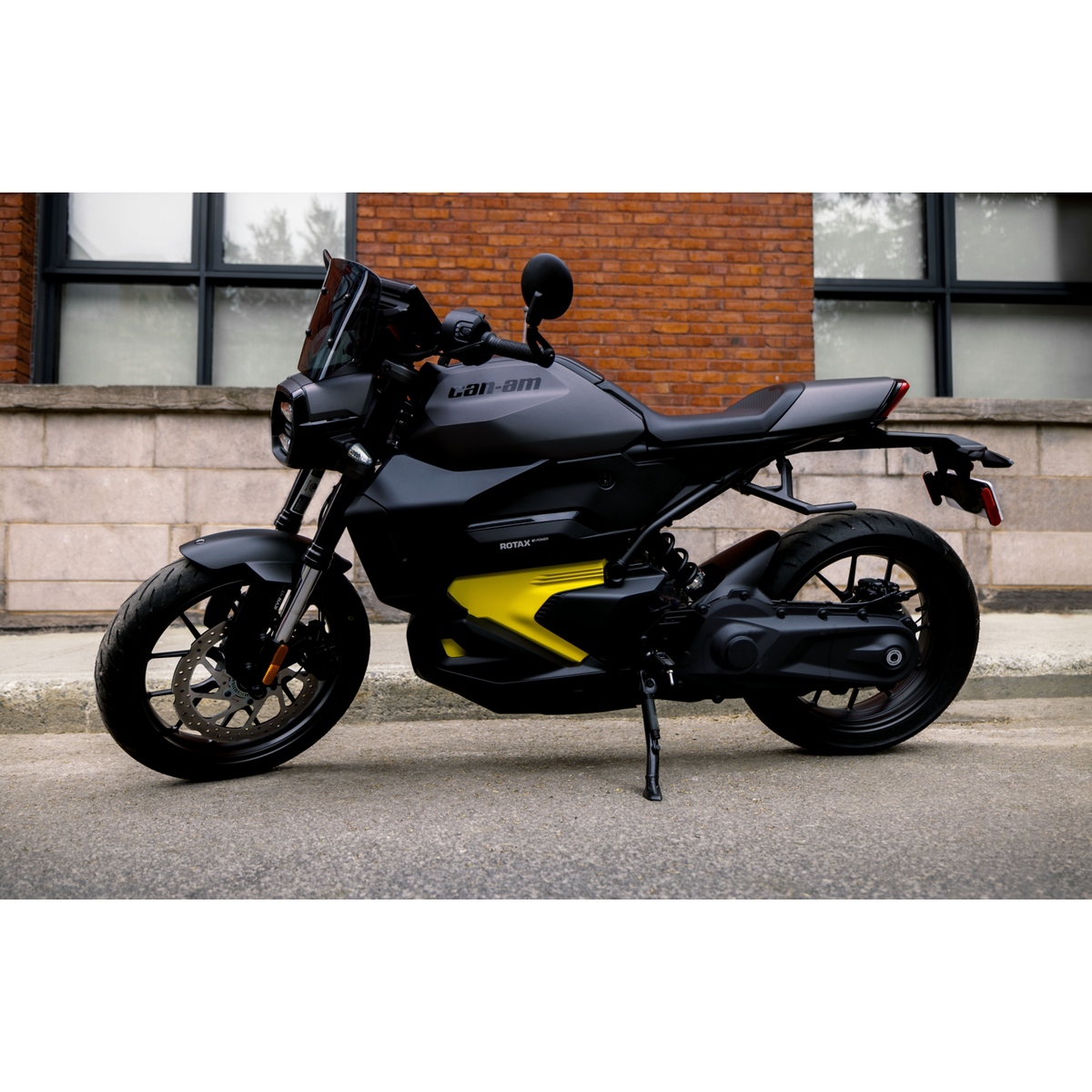 LinQ Sport Windshield Can-Am Pulse