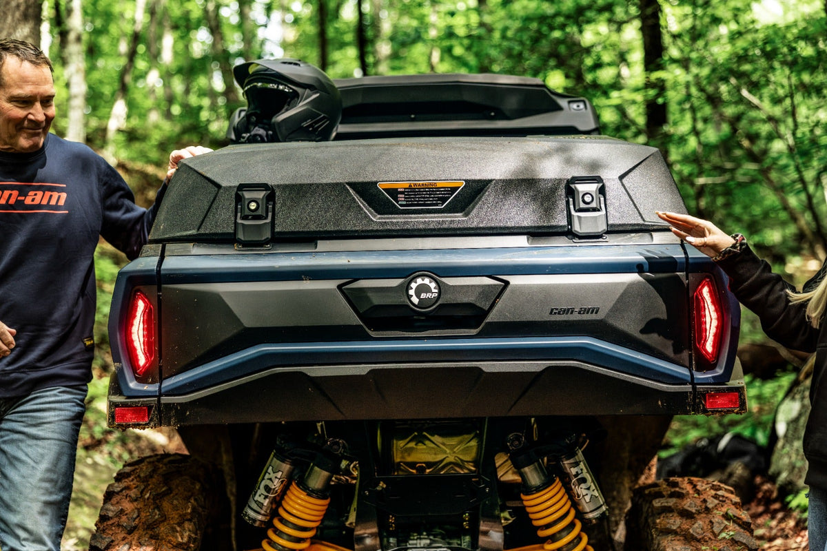 Couvre-coffre arrière tout-terrain pour Commander Can-Am